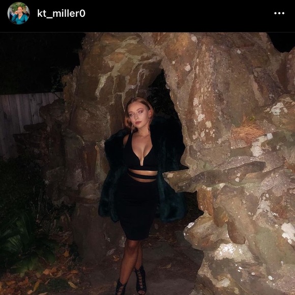 Faux fur dark green winter coat - Picture 4 of 4